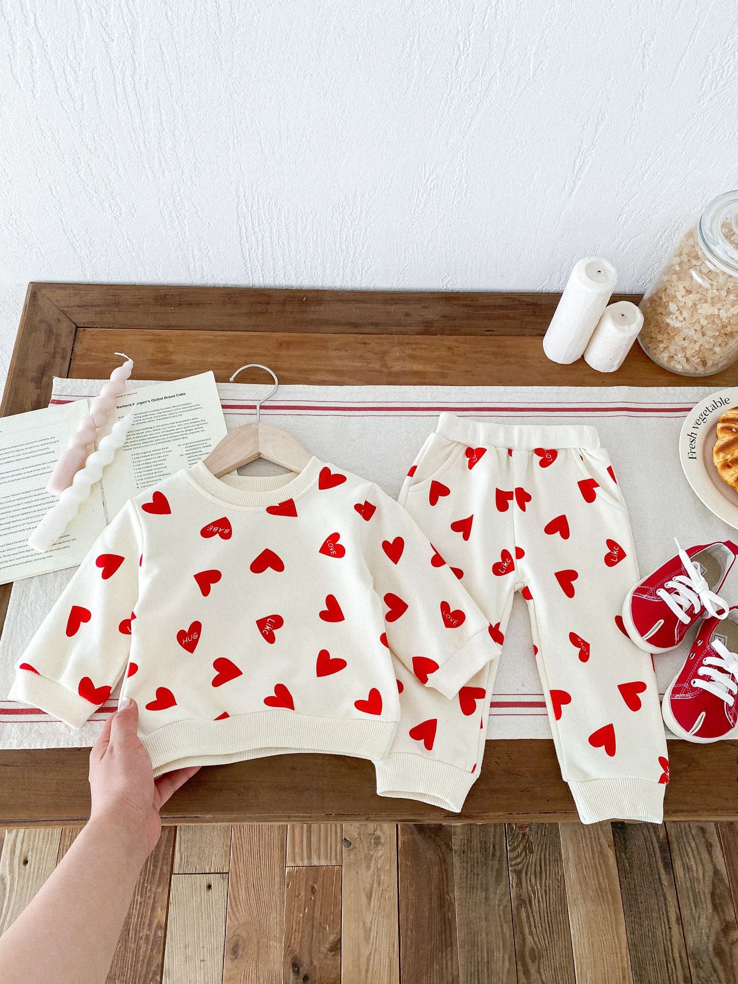 Colored Loving Heart Fashionable Sweater Baby Comfortable Two-piece Suit
